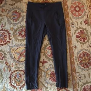 NEVER WORN. Athleta tapered pants.